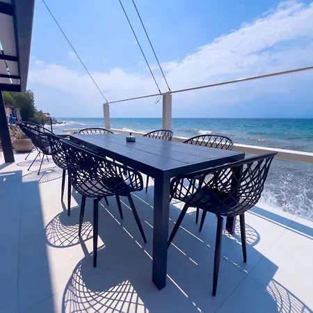 Elysian Seaside Дом отдыха *
